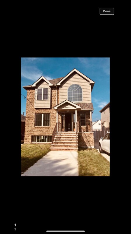 Building Photo - 374 Crystal Ave