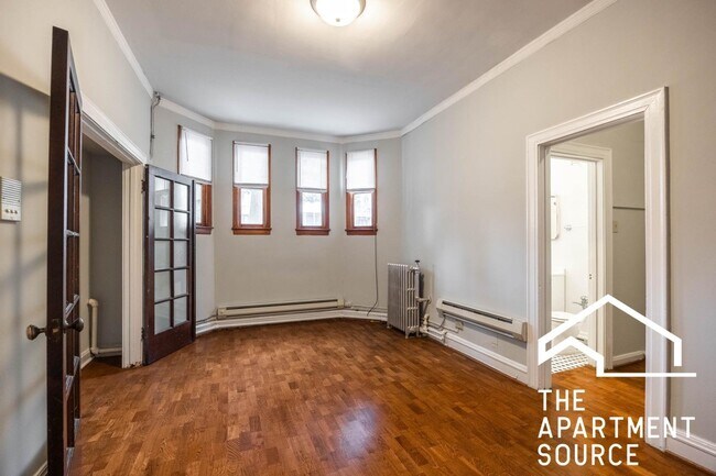Foto del edificio - 4631 N Paulina St