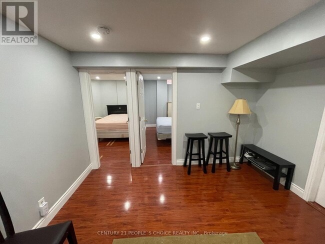 Building Photo - 340 Bristol Rd W