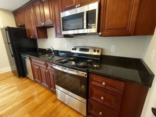 Foto del edificio - Watertown Square area, deleaded studio apa...