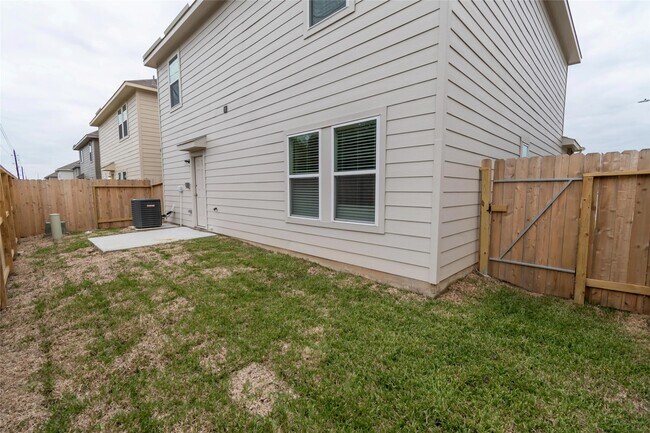 Foto del edificio - 5642 Hawksbury Creek Trail