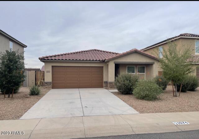 Primary Photo - 1074 Kachina Dr