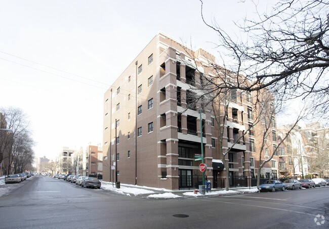Building Photo - 1502 N Sedgwick St
