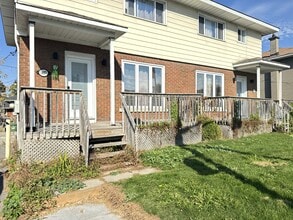 Building Photo - 1677 Baseline Rd