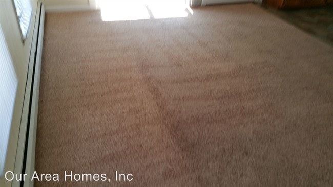 Building Photo - 2 br, 1 bath House - 829 Main St