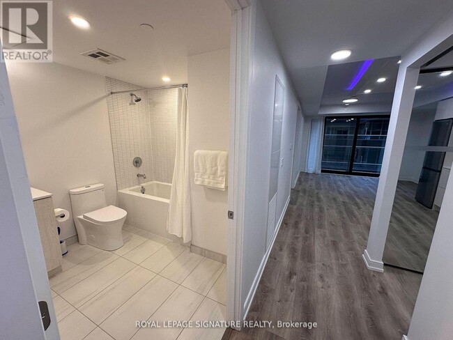 Building Photo - 1 Jarvis St