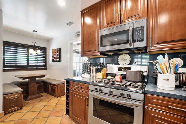 Foto del edificio - 1036 N Ogden Dr