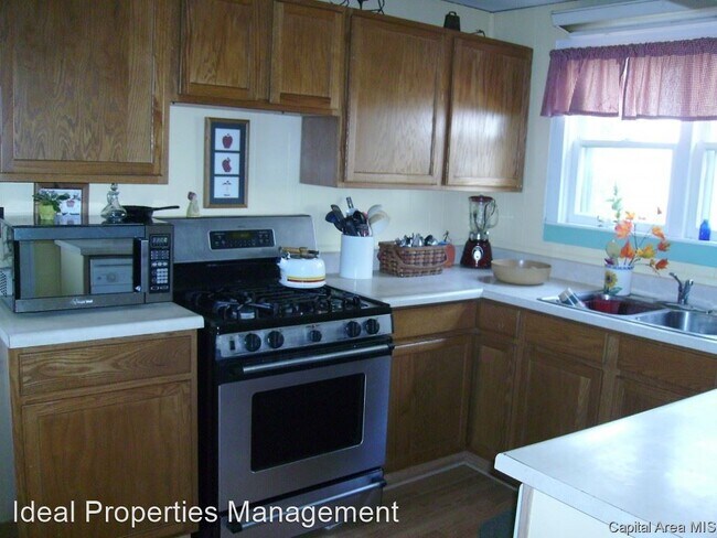 Building Photo - 4 br, 2 bath House - 1701 W Governor
