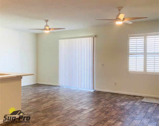 Building Photo - 1905 Yellowfin Dr