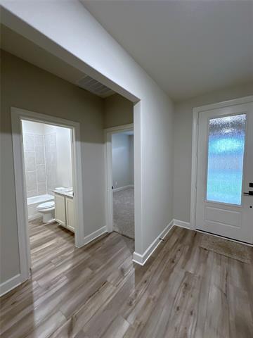 Foto del edificio - 2024 Brentwood Dr