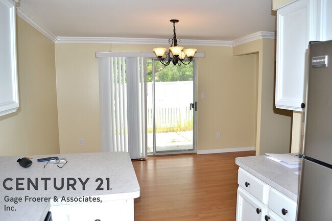 Foto del edificio - 77 Pheasantbrook Cir