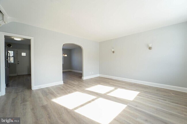 Foto del edificio - 809 Braeside Rd