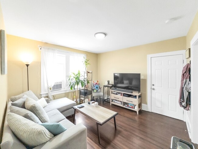 Foto del edificio - 24 Annafran St