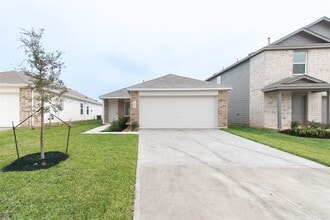 Building Photo - 31432 Moore Rd