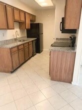 Building Photo - 407 Gatewood Rd