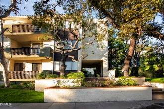 Building Photo - 497 E California Blvd