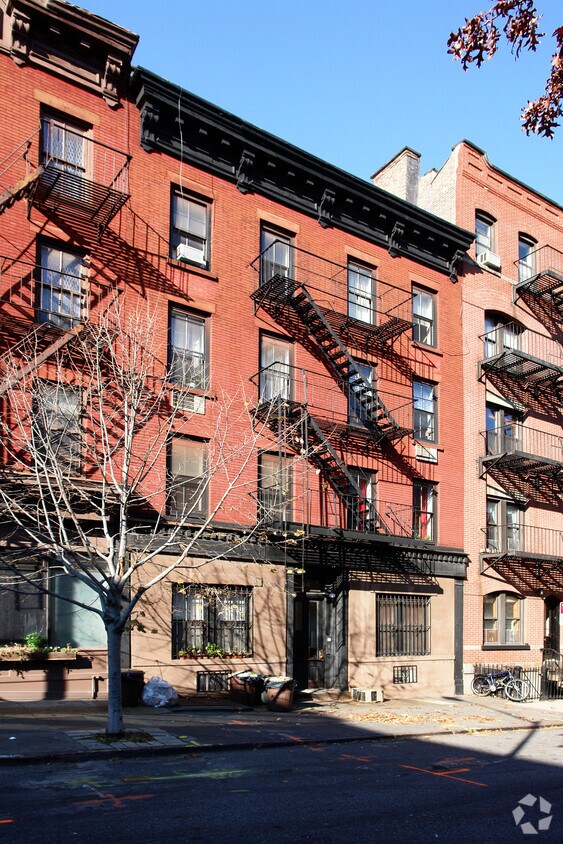 Foto del edificio - 44 Hicks St