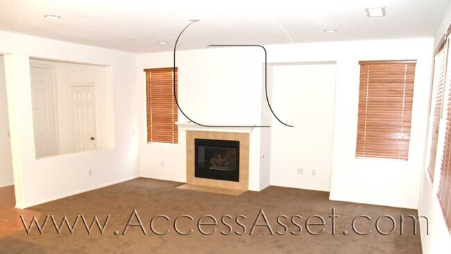 Building Photo - Lovely 3 Bed/2 Bath Home in Desirable Cany...