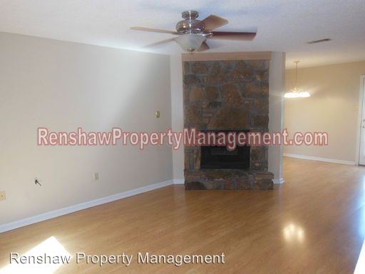 Building Photo - 5534 Oak Branch Cir N