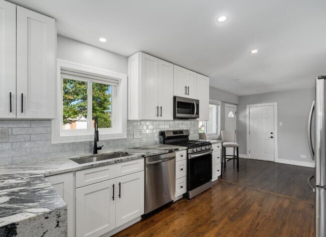 Foto del edificio - 7225 E Prairie Rd