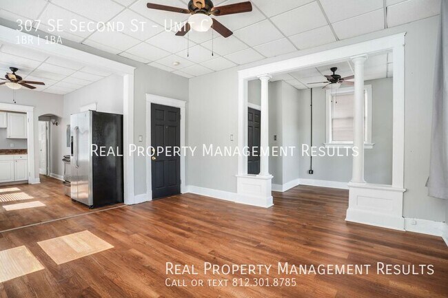 Building Photo - 1 Bedroom, 1 Bathroom Studio Downtown