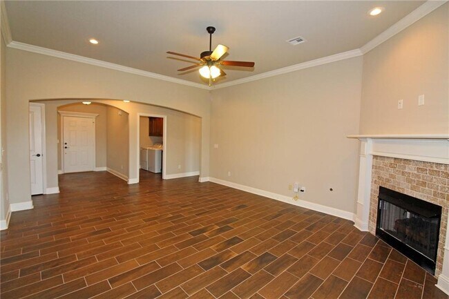 Foto del edificio - 2303 SW Elington St