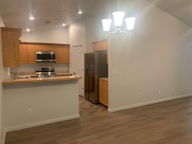Foto del edificio - 1049 Manchester Ct