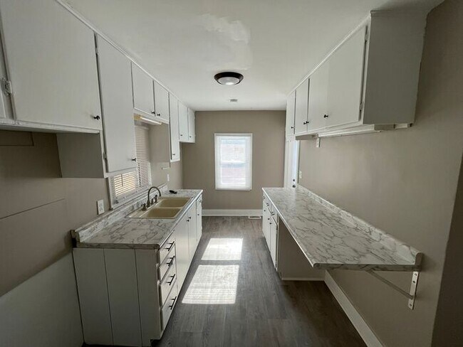 Foto del edificio - 7063 Wirt St