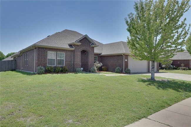Building Photo - 3101 Reagenea Dr