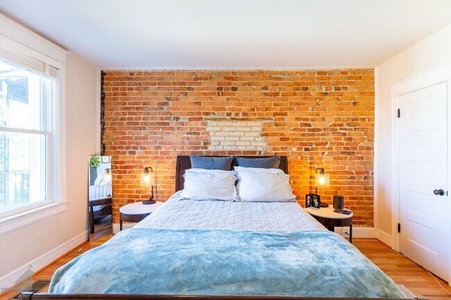 Foto del edificio - 4102 5th St NW