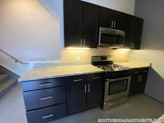 Foto del edificio - 160 E Berkeley St