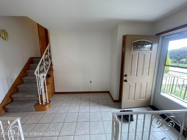 Foto del edificio - 708 Woodmere Ave
