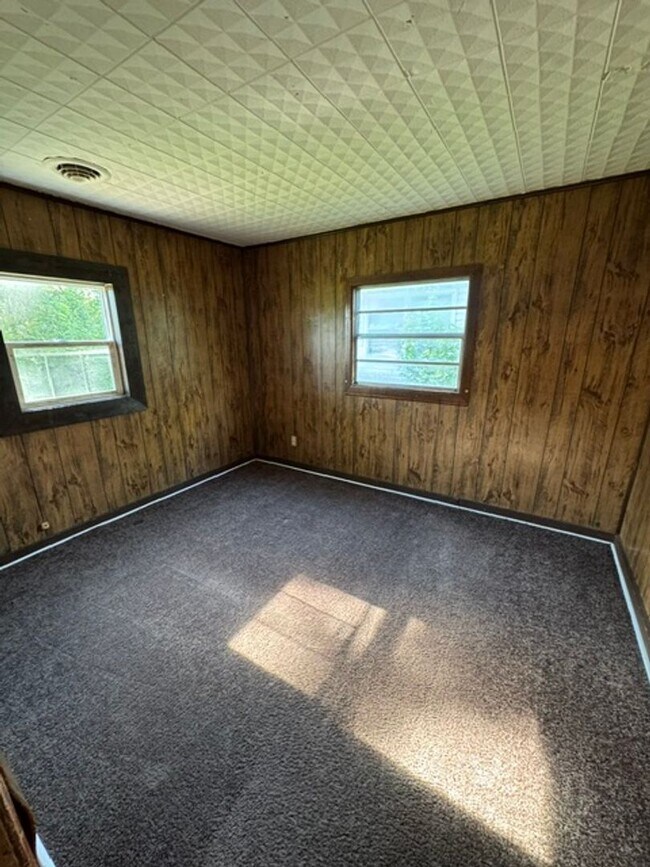 Foto del edificio - 4129 Robinwood Dr