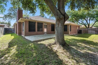 Building Photo - 14419 Redbud Valley Trail