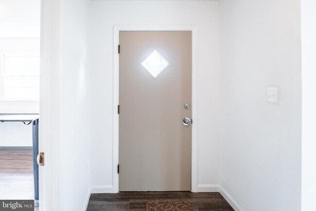 Building Photo - 24351 Arcola Mills Dr
