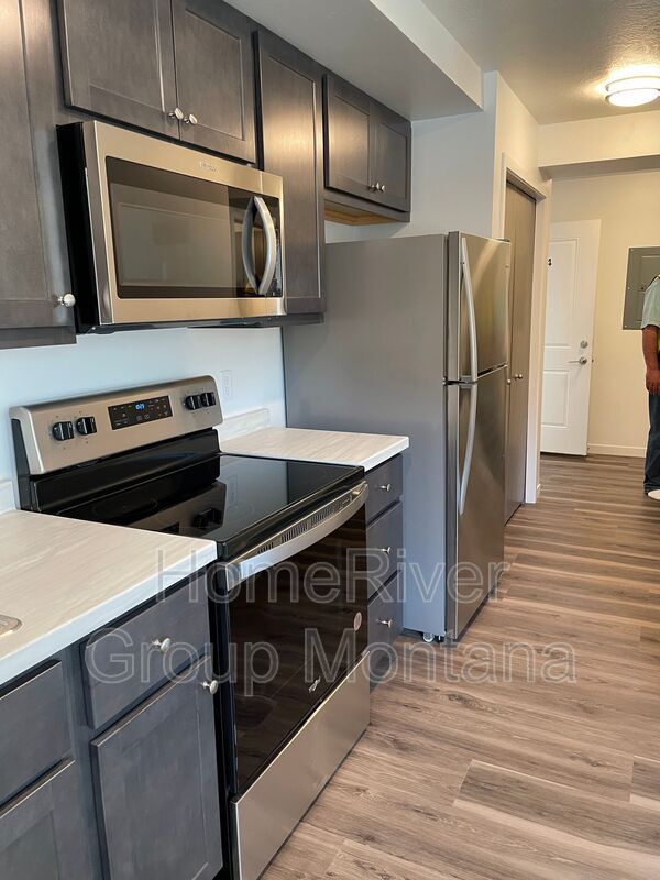 Foto del edificio - 1355 Rodgers St