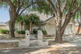 Building Photo - 3701 San Roman St