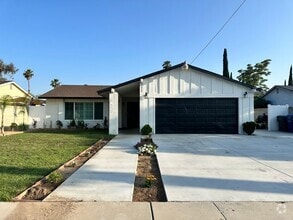 Building Photo - 27049 Cypress St