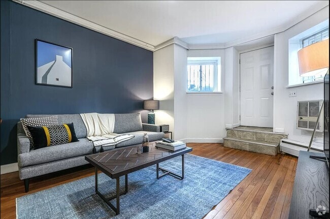 Building Photo - 501 Beacon St
