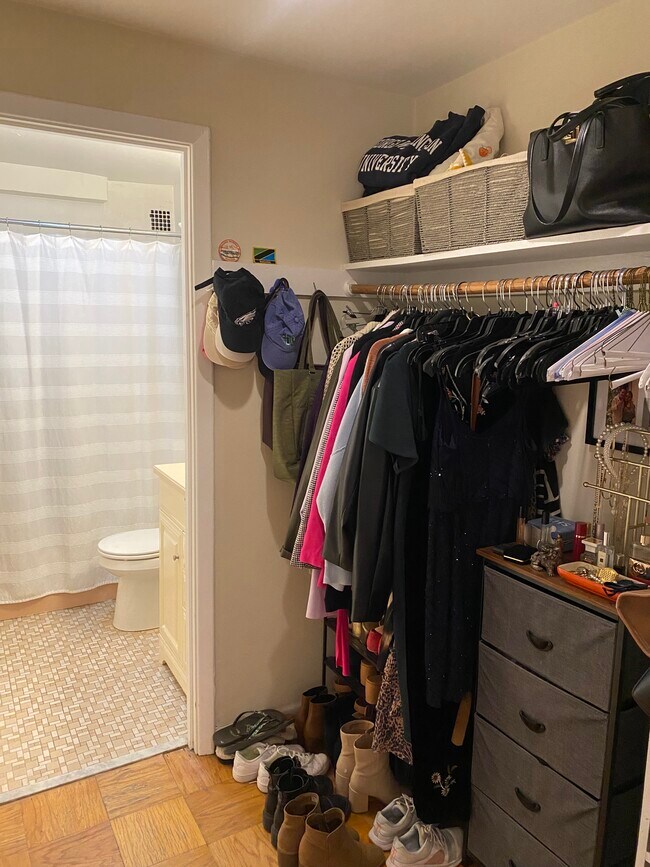 Foto del edificio - 1880 Columbia Rd NW