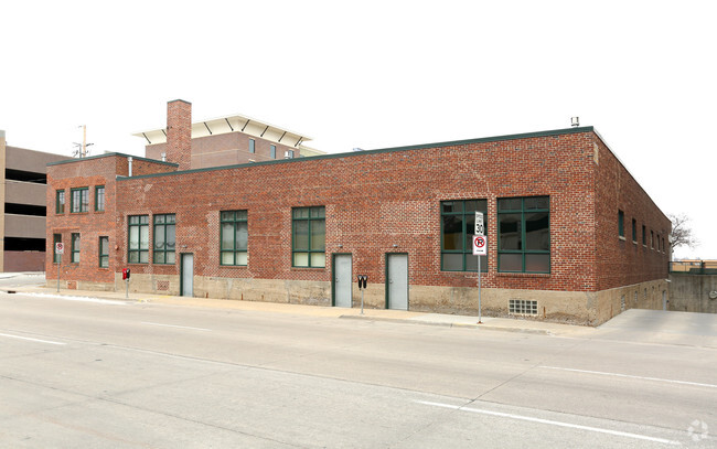 Foto del edificio - Brown Camp Lofts