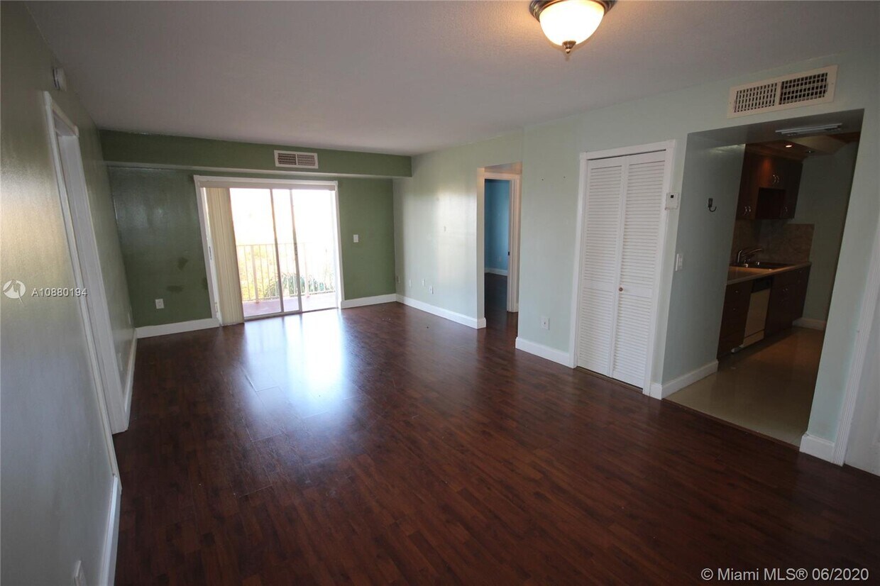 8240 SW 210th St Unit 301, Cutler Bay, FL 33189 Condo for Rent in