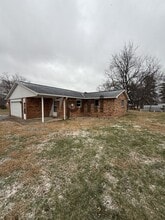 Building Photo - 101 Ann Ave