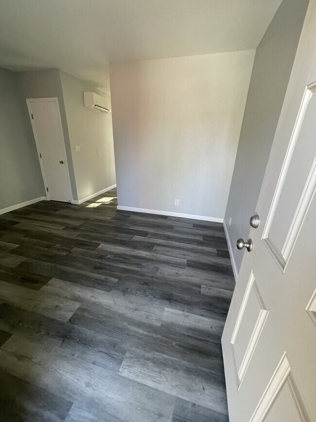 Building Photo - 1311 Lemon St