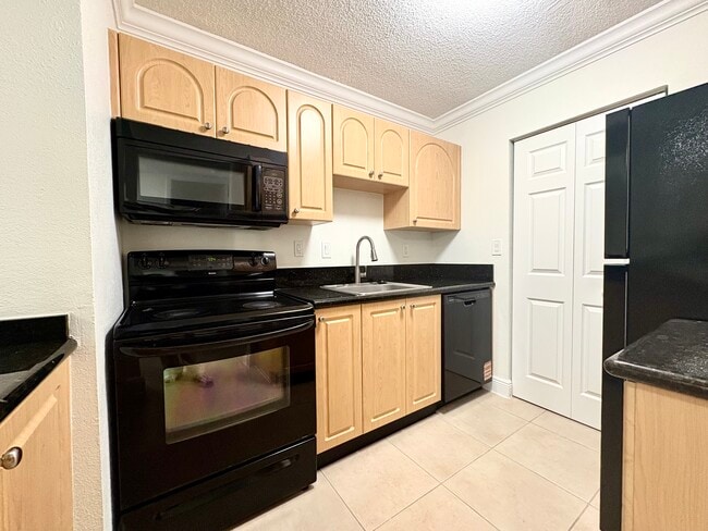 Foto del edificio - 10755 SW 108th Ave