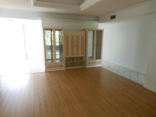 Building Photo - 5350 Stonybrook Dr