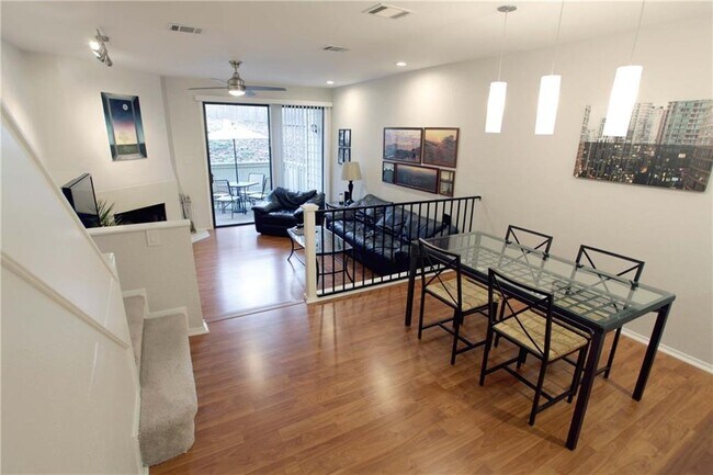 Foto del edificio - 1804 Capital Pkwy