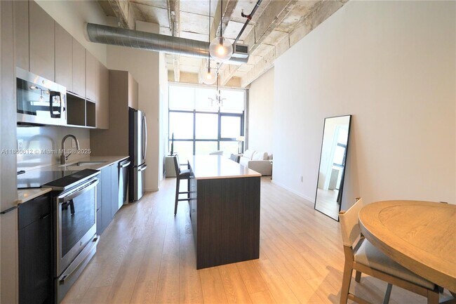 Foto del edificio - 7920 NE 2nd Ave