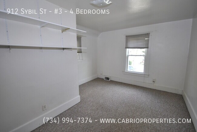 Foto del edificio - 912 Sybil St