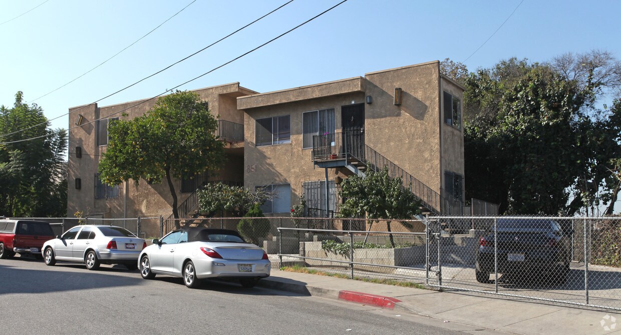 Primary Photo - 851 New Depot St